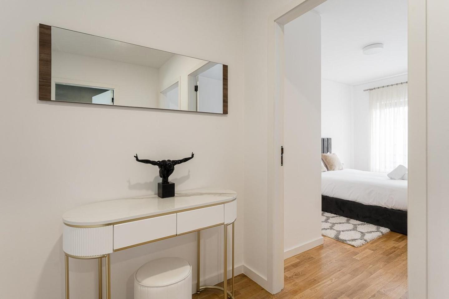 Appartement Guestready - White Stripes Near Casa Da Musica à OOporto Extérieur photo